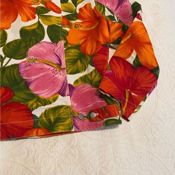 Chico’s Design size 0 Small Floral Tropical Hibiscus Pink & Orange Denim Jacket - Picture 12 of 12